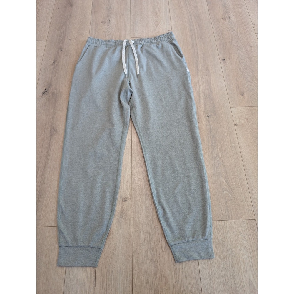 Vuori Performance Jogger Medium Laurel Heather Green Athleisure Sporty Lounge